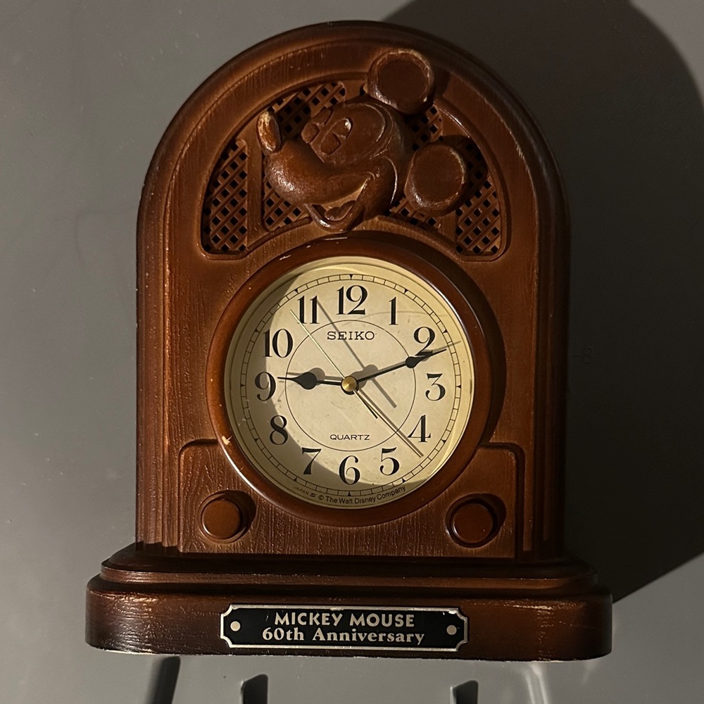 Seiko Vintage Brown Mickey Mouse Wall Clock